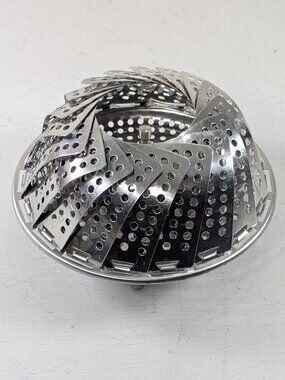 Vintage Stainless metal vegetable steamer basket made in USA